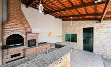 Casa para aluguel, 2 quartos, 1 suíte, 2 vagas, Planalto - Divinópolis/MG