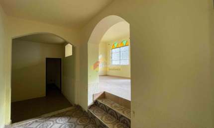 Casa Comercial para aluguel, 3 quartos, 1 suíte, 1 vaga, Centro - Divinópolis/MG