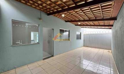 Casa para aluguel, 3 quartos, 1 vaga, Davanuze - Divinópolis/MG