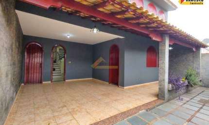 Casa para aluguel, 5 quartos, 1 suíte, 2 vagas, Porto Velho - Divinópolis/MG