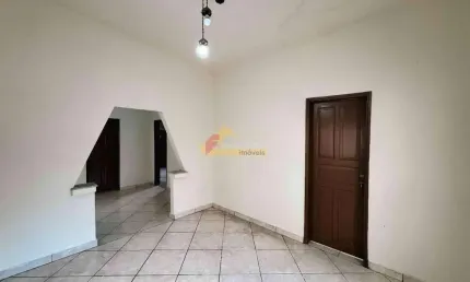 Casa para aluguel, 3 quartos, 1 vaga, São José - Divinópolis/MG