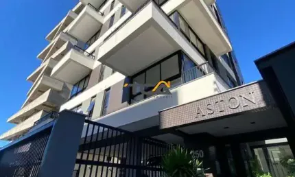 Apartamento 02 Dormitórios bem localizado próximo do mar e lagoa do violão