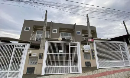 Casa para Venda em Brusque, São João, 2 dormitórios, 2 suítes, 2 banheiros, 1 vaga