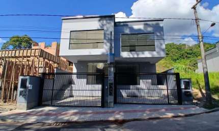 Casa para Venda em Brusque, Nova Brasilia, 2 dormitórios, 1 suíte, 2 banheiros, 2 vagas