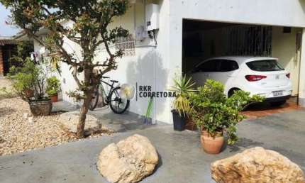 Casa para Venda em Brusque, Jardim Maluche, 4 dormitórios, 3 banheiros, 1 vaga