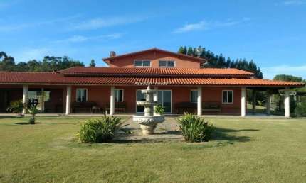 EXECELENTE CHACARA, ALTO PADRAO, OPORTUNIDADE UNICA, DIVISA DE PORTO FELIZ COM CAPIVARI