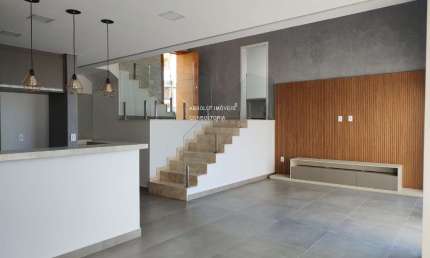 EXCELENTE CASA À VENDA, CONDOMÍNIO RESIDENCIAL LAGOS D'ICARAÍ - SALTO SP