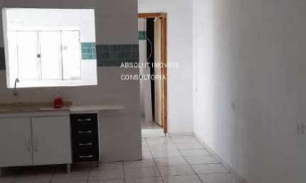Vende-se sobrado misto no Parque Residencial Sabias