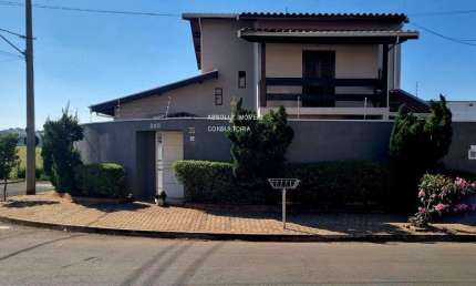 Vende-se uma casa no jardim Regina com piscina em Indaiatuba SP