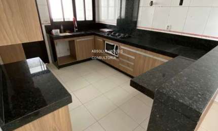 Imperdível! Casa à venda no Jardim Regina, Indaiatuba-SP, com 3 quartos, 3 suítes, 2 salas, banheiro, 5 vagas de garagem. 180m² de área.