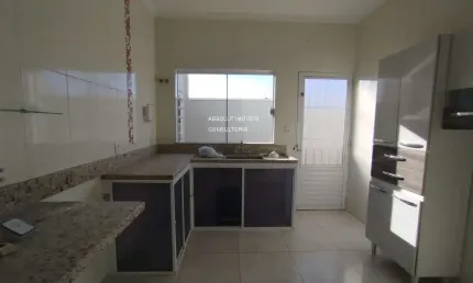 Casa à venda em Indaiatuba-SP, bairro Jardim Bela Vista: 3 quartos, 1 suíte, 1 sala, 2 banheiros, 149,00 m² de área.