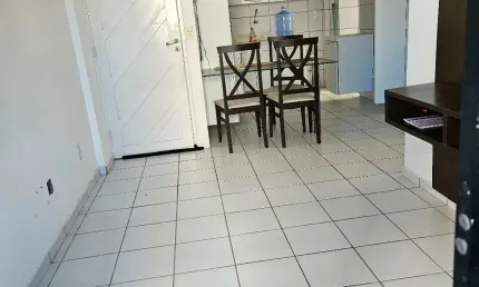 Aluga-se apartamento com 2 quartos em Tirol - Natal - RN