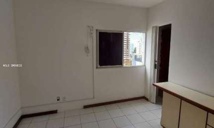 Apartamento para Venda em Salvador, Itaigara, 2 dormitórios, 1 banheiro, 2 vagas