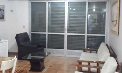 Casa em Condominio no Guaruja, de frente para o mar.
