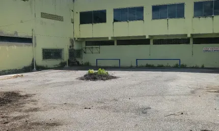 Excelente terreno com Mezanino/Galpão no Centro de Sete Lagoas