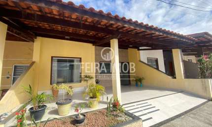 Casa 2/4 com suíte reformada no  Condomínio Viva + Papagaio