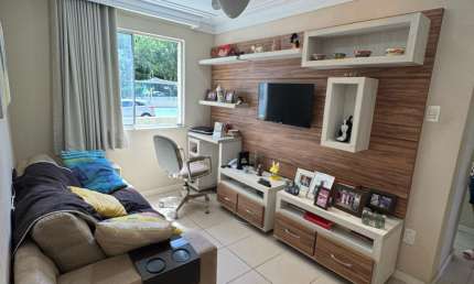 3 Quartos Reformado no Alto do Itaigara | Nascente, 70m², 1 Suíte e Excelente Custo-Benefício!