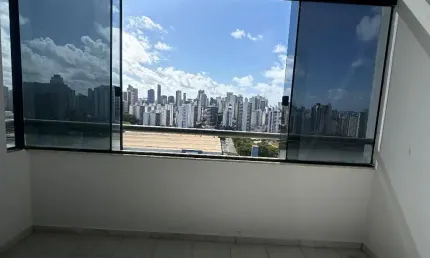 3/4 com Suíte, Nascente Total e Andar Altíssimo no Torre do Iguatemi