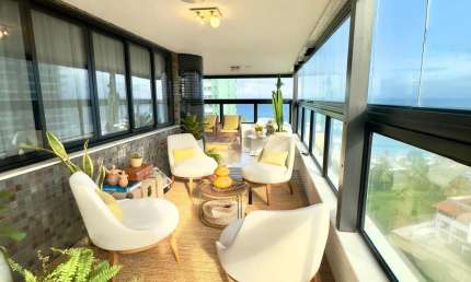 Apartamento Alto Padrão com Vista Mar de 180º à Venda no Morro do Gato | 240m² | 3 Suítes | 1 por Andar