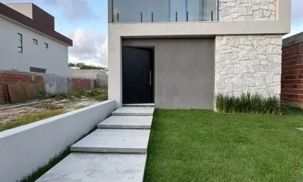 Casa de alto padrão no condomínio vila florença – 4 quartos, 3 suítes, 168m²