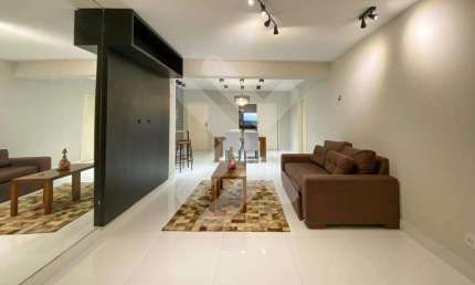 Casa à venda no Alecrim (Natal/RN) | 4/4 sendo 2 suítes - 226m²