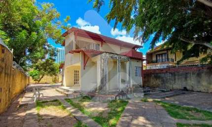 Casa à venda em Ponta Negra (Nata/RN) | 3/4 sendo 2 suítes - 260m² de área construída