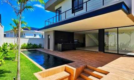 Casa à venda em Pium (Parnamirim/RN) | Alphaville Catuana | 4 suítes - 376m²