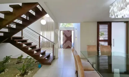 Casa à venda em Emaús (Parnamirim/RN) | Condomínio Padre Monte | 4 Suítes 3 com Closet - 342m²