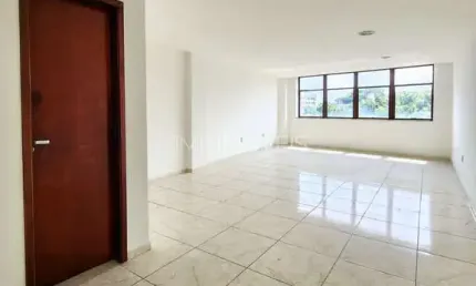 Sala comercial à venda na Avenida Pres. Kennedy, 1898, Centro, Duque de Caxias