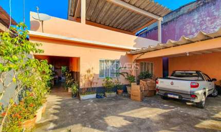 Casa com 2 quartos à venda na Rua Zelinho de Souza, 8, Figueira, Duque de Caxias