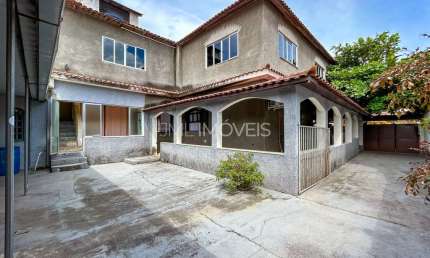 Casa com 5 quartos à venda na Rua Primeiro de Maio, 13, Vila Santa Alice, Duque de Caxias