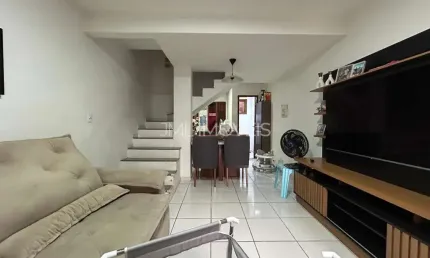 Casa com 2 quartos à venda na Marechal Hermes 226, Parque Independência, Duque de Caxias