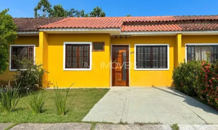 Casa de Condomínio em Chácaras Arcampo  -  Duque de Caxias
