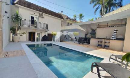 Casa com 4 quartos à venda na Vila Sônia, São Paulo 
