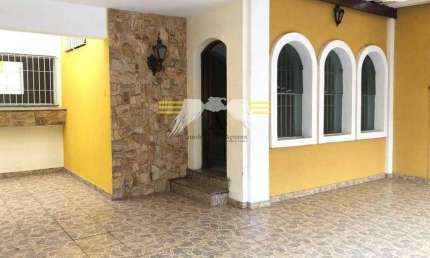 Conforto e Praticidade em uma Casa de 150m² à venda no Belém, 3 dormitórios, 2 vagas de garagem, lo
