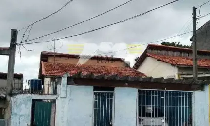 **á venda terreno de 7,60x22 com duas residencias e infraestrutura completa -  para mais informaçõe