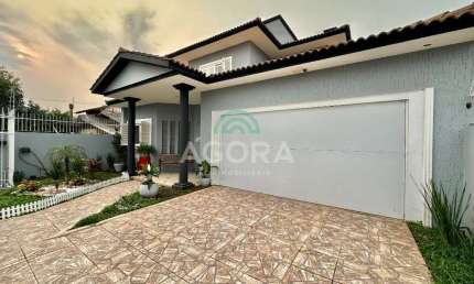Exelente casa sendo 3 dormitórios com 1 suíte, localizado no bairro Igara.