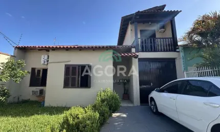 Sobrado com 3 (três) dormitórios sendo 1 (uma) suíte, localizado no bairro Estância Velha.