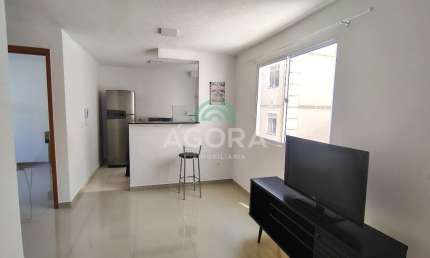 Apartamento com 2 (dois) dormitórios e 1 (uma) vaga, localizada no bairro São José.