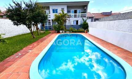 Sobrado com 2 (dois) dormitórios, sendo 1 (uma) suíte, localizado no bairro Bela Vista.