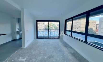 Apartamento com 3 (três) dormitórios, sendo 1 (uma) suíte, localizado no bairro Centro em Canoas.