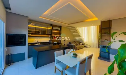Excelente sobrado mobiliado de alto nível, com 270m² privativos, totalmente climatizada com splits