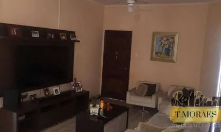 Casa Térrea com duas frentes - Jardim Helena Cristina