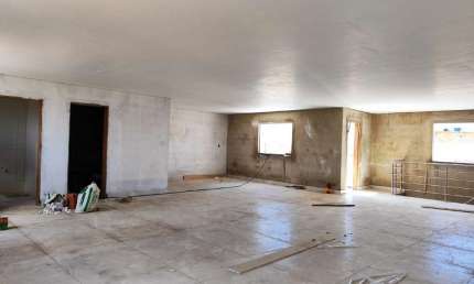 Cobertura no Bairro Santo Agostinho em Conselheiro Lafaiete-MG: 3 Quartos, 1 Suíte, 1 Sala, 3 Banheiros, 1 Vaga, 250m²!