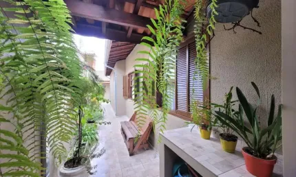 Casa Térrea para Venda em São Bernardo do Campo, Assunção, 3 dormitórios, 1 suíte, 3 banheiros, 2 vagas