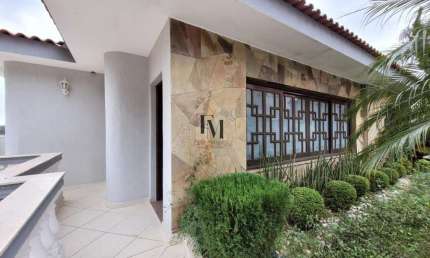 Casa Térrea para Venda em São Caetano do Sul, Jardim São Caetano, 3 dormitórios, 1 suíte, 2 banheiros, 3 vagas