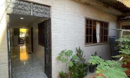 Casa para Venda em São João de Meriti, Agostinho Porto, 6 dormitórios, 3 banheiros, 2 vagas