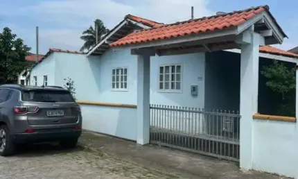 Casa com 4 quartos à venda no Centro, Balneário Piçarras 