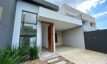 CASA À VENDA EM BALNEÁRIO PIÇARRAS - SC NO BAIRRO ITACOLOMI