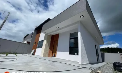 Casa de à venda esquina na praia do grant - barra velha!